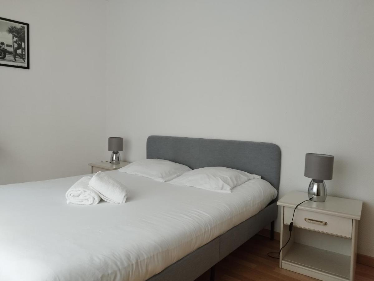 Le Thannois - Appartement 2 Chambres, Salon, Cuisine Equipee, Parking Et Wifi Gratuit Mulhouse Bagian luar foto